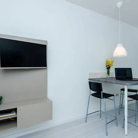 Apartman And Bouganvillea