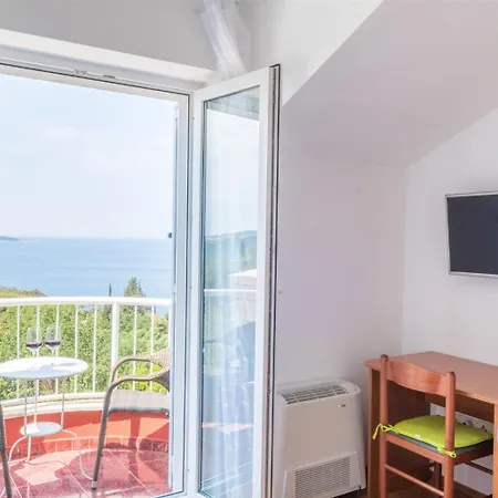 And Bouganvillea - Sea View & Garden * Mlini