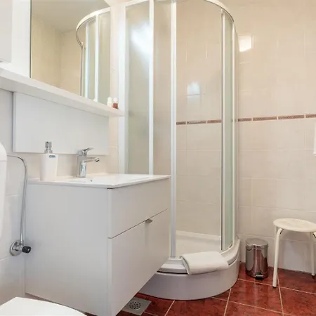 And Bouganvillea Mlini