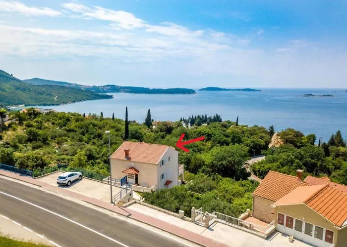 And Bouganvillea Lägenhet *