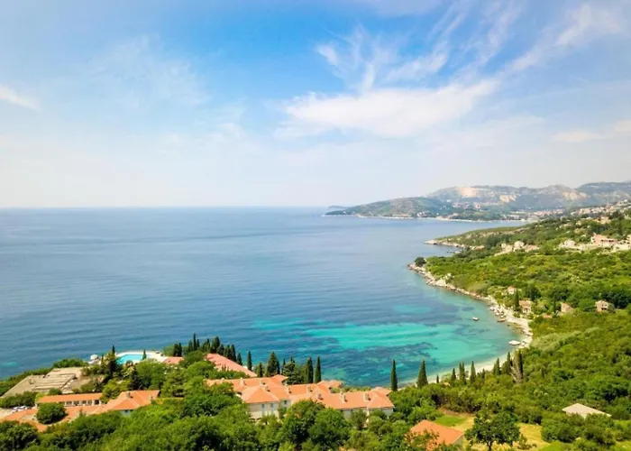 And Bouganvillea Lägenhet Mlini