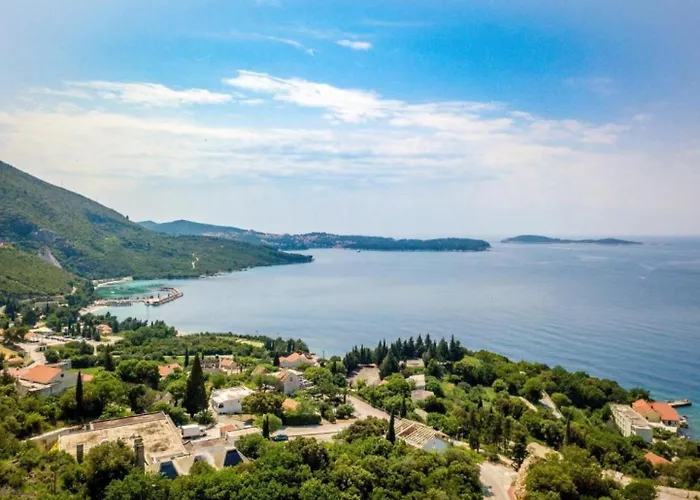 And Bouganvillea Lägenhet