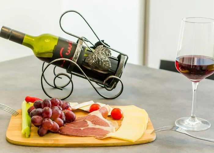 And Bouganvillea * Mlini