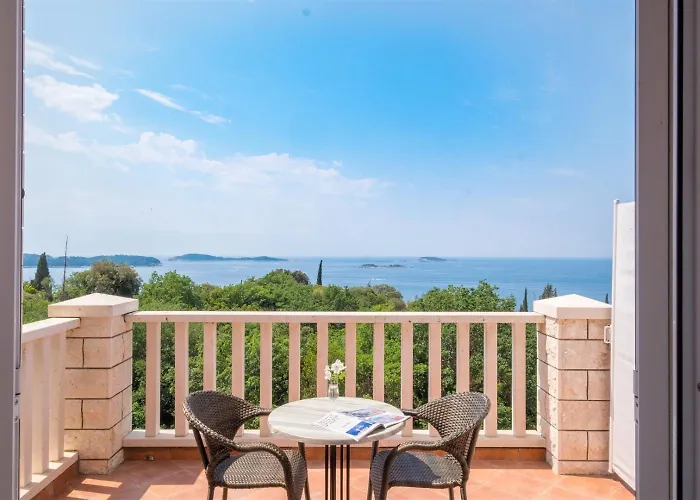 And Bouganvillea Lägenhet *